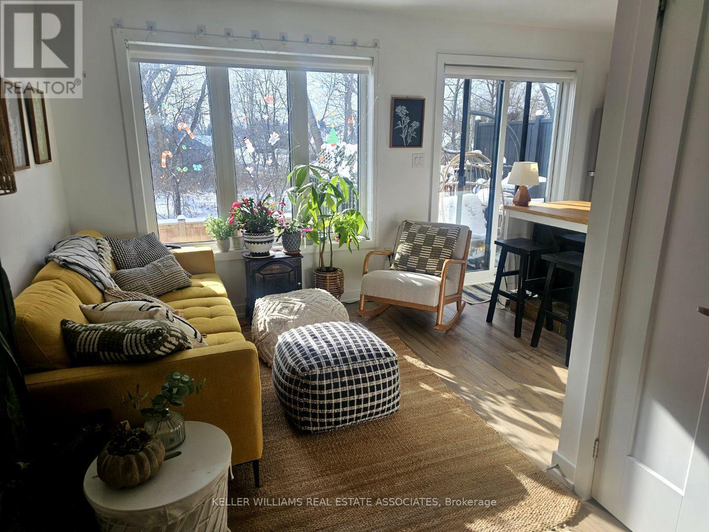 321 - 4263 Fourth Avenue, Niagara Falls, Ontario  L2E 4N2 - Photo 14 - X12152845