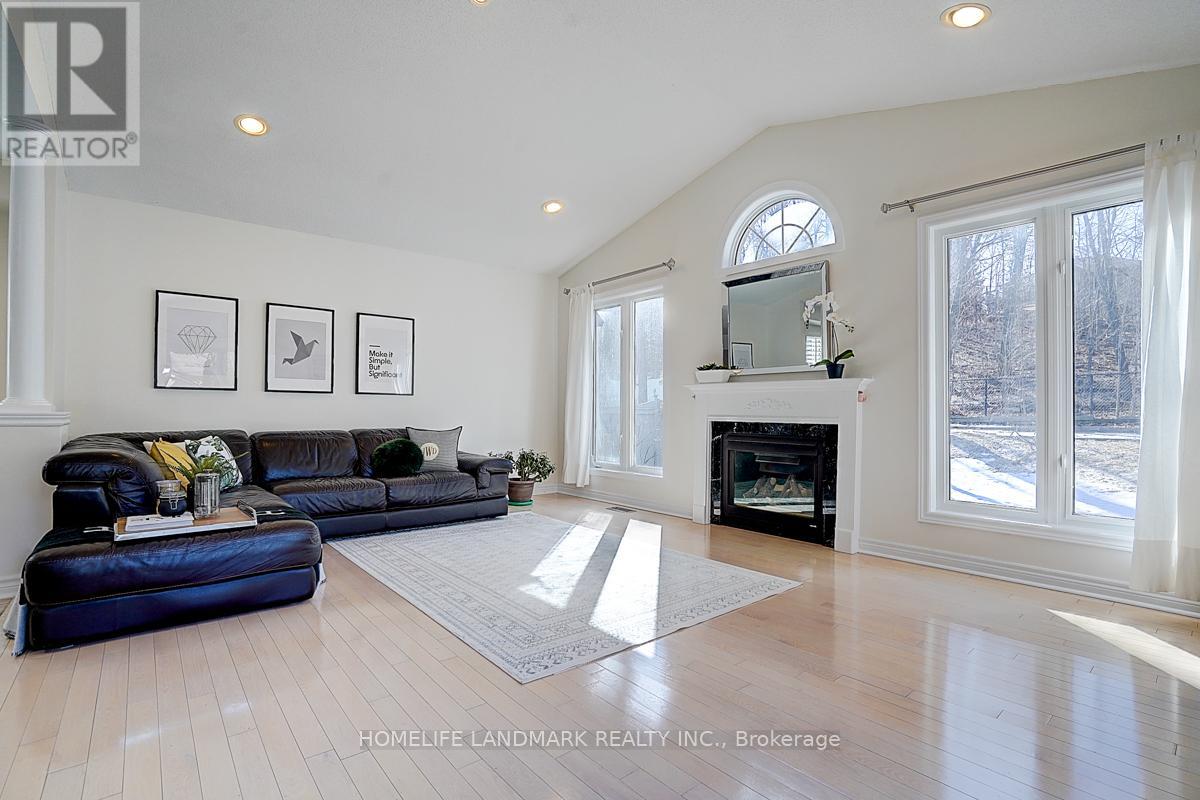 65 Crimson Ridge Road, Barrie, Ontario  L4N 0G7 - Photo 15 - S12203725