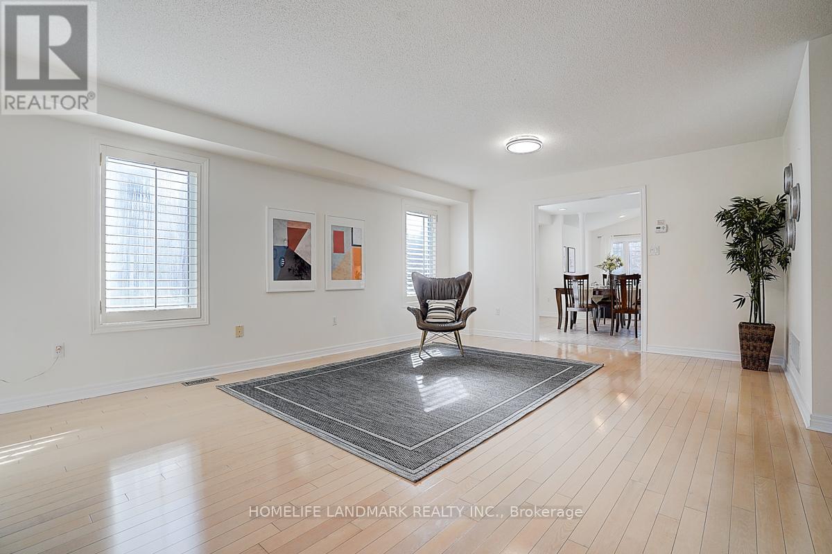 65 Crimson Ridge Road, Barrie, Ontario  L4N 0G7 - Photo 5 - S12203725