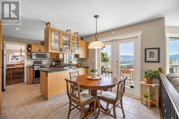 Property at 865 Norview Road image 3