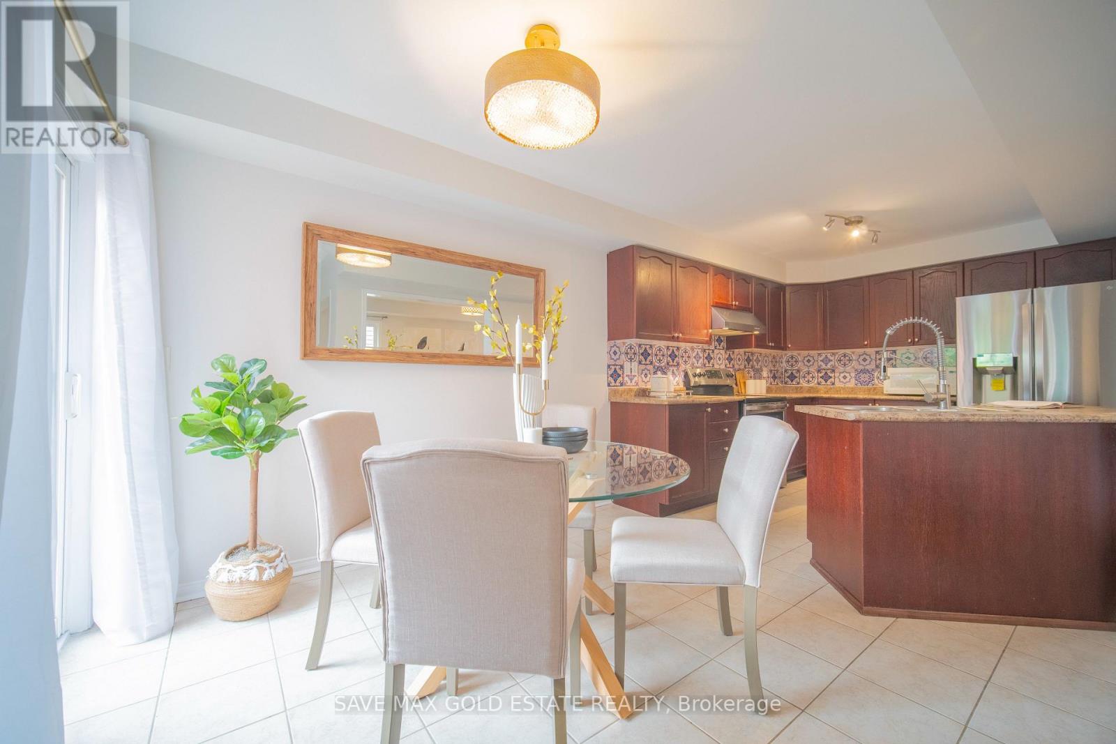 4830 Verdi Street, Burlington, Ontario  L7M 0H7 - Photo 17 - W12203595