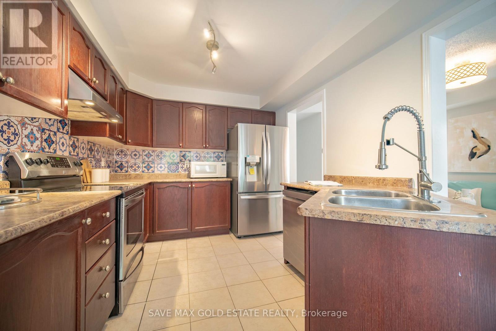 4830 Verdi Street, Burlington, Ontario  L7M 0H7 - Photo 18 - W12203595