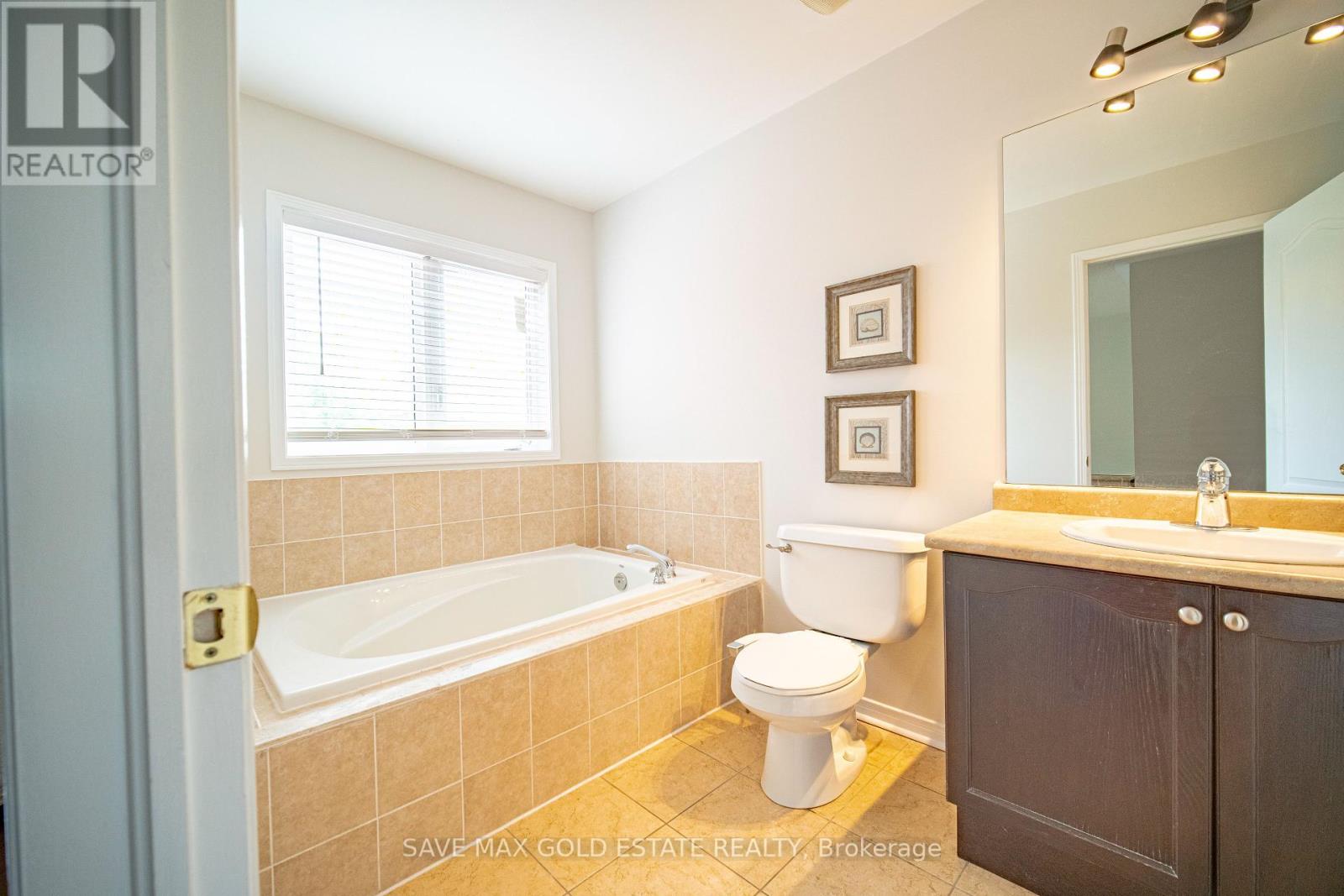 4830 Verdi Street, Burlington, Ontario  L7M 0H7 - Photo 36 - W12203595