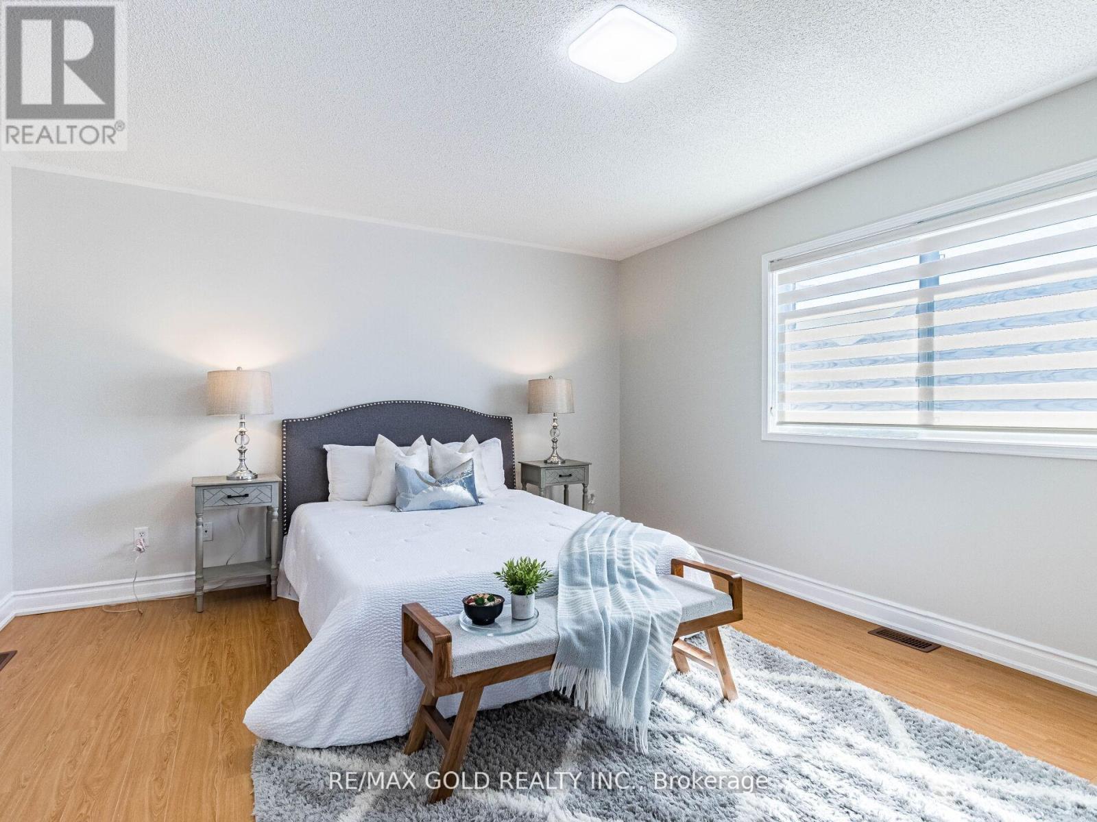 10 Chestermere Crescent, Brampton, Ontario  L7A 2A4 - Photo 29 - W12203640