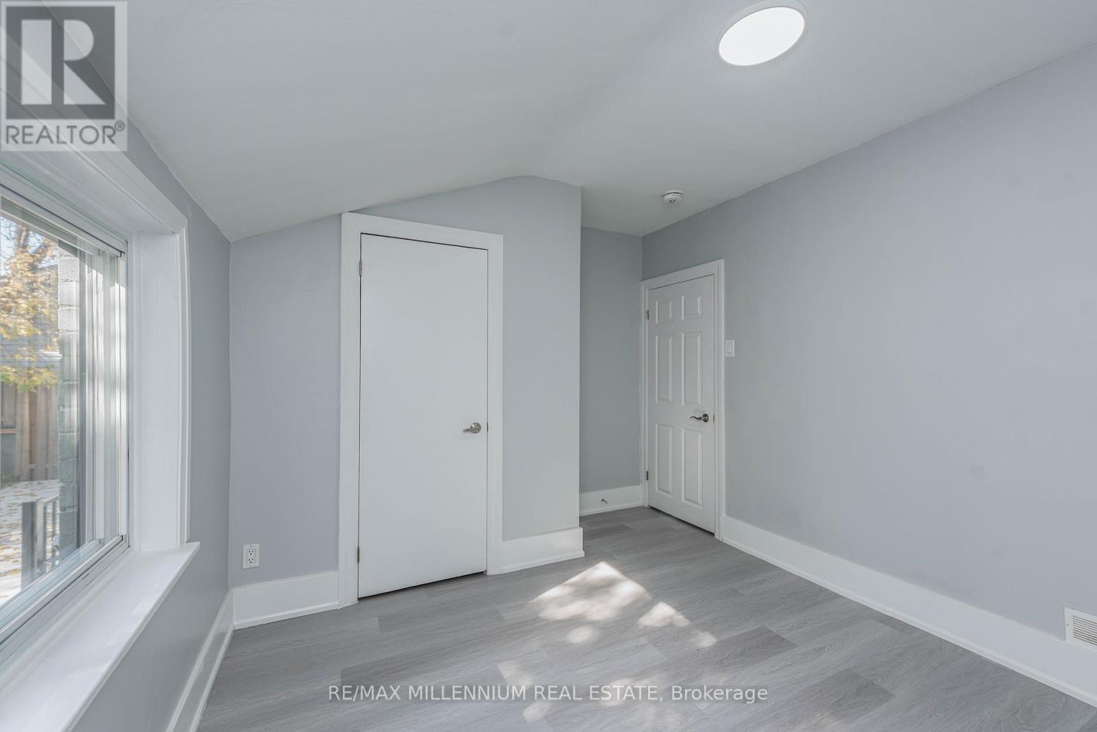 76 Raylawn Crescent, Halton Hills, Ontario  L7G 4N1 - Photo 17 - W12203702