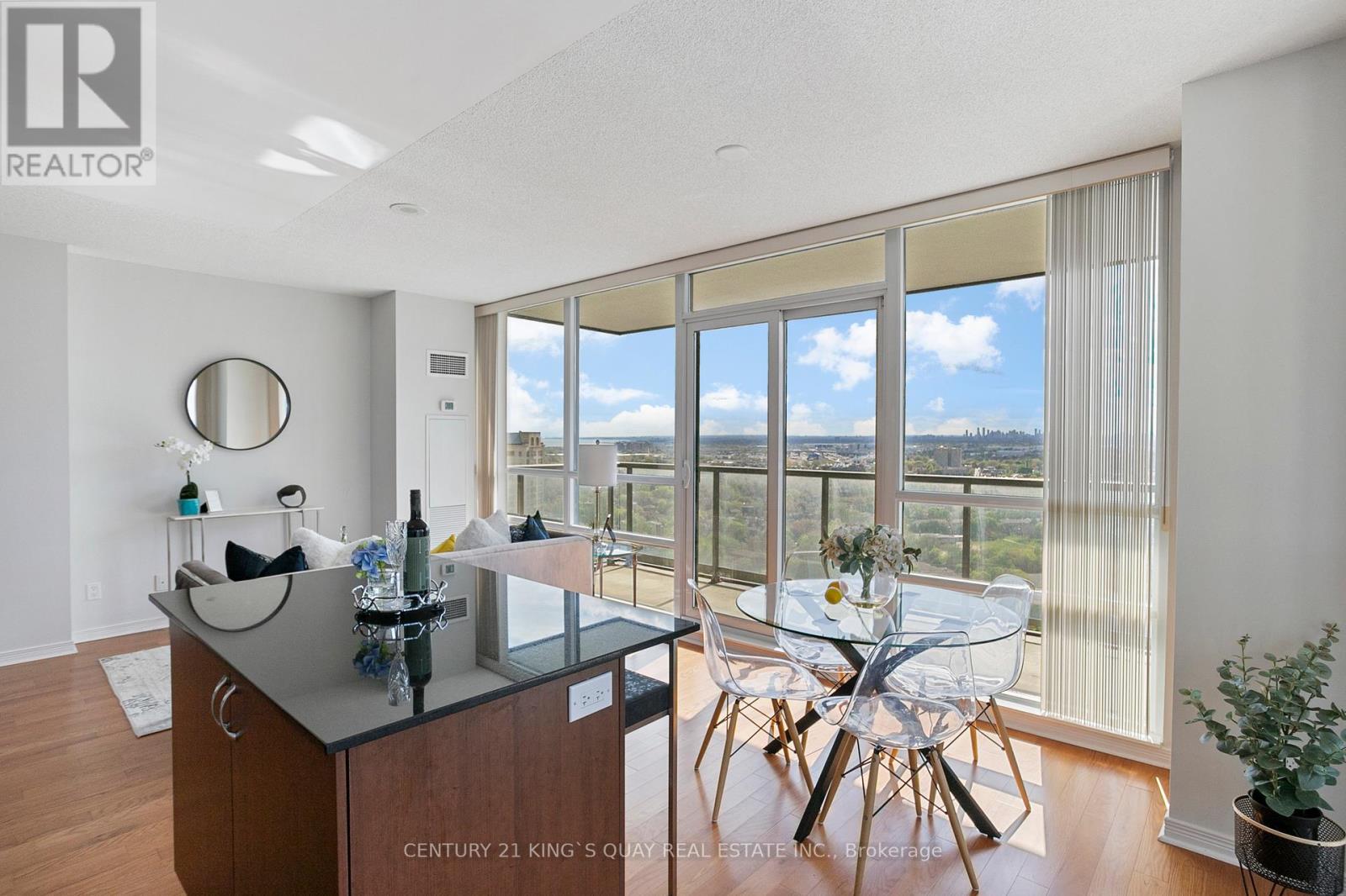2904 - 2240 Lake Shore Boulevard W, Toronto, Ontario  M8V 0A9 - Photo 13 - W12203707