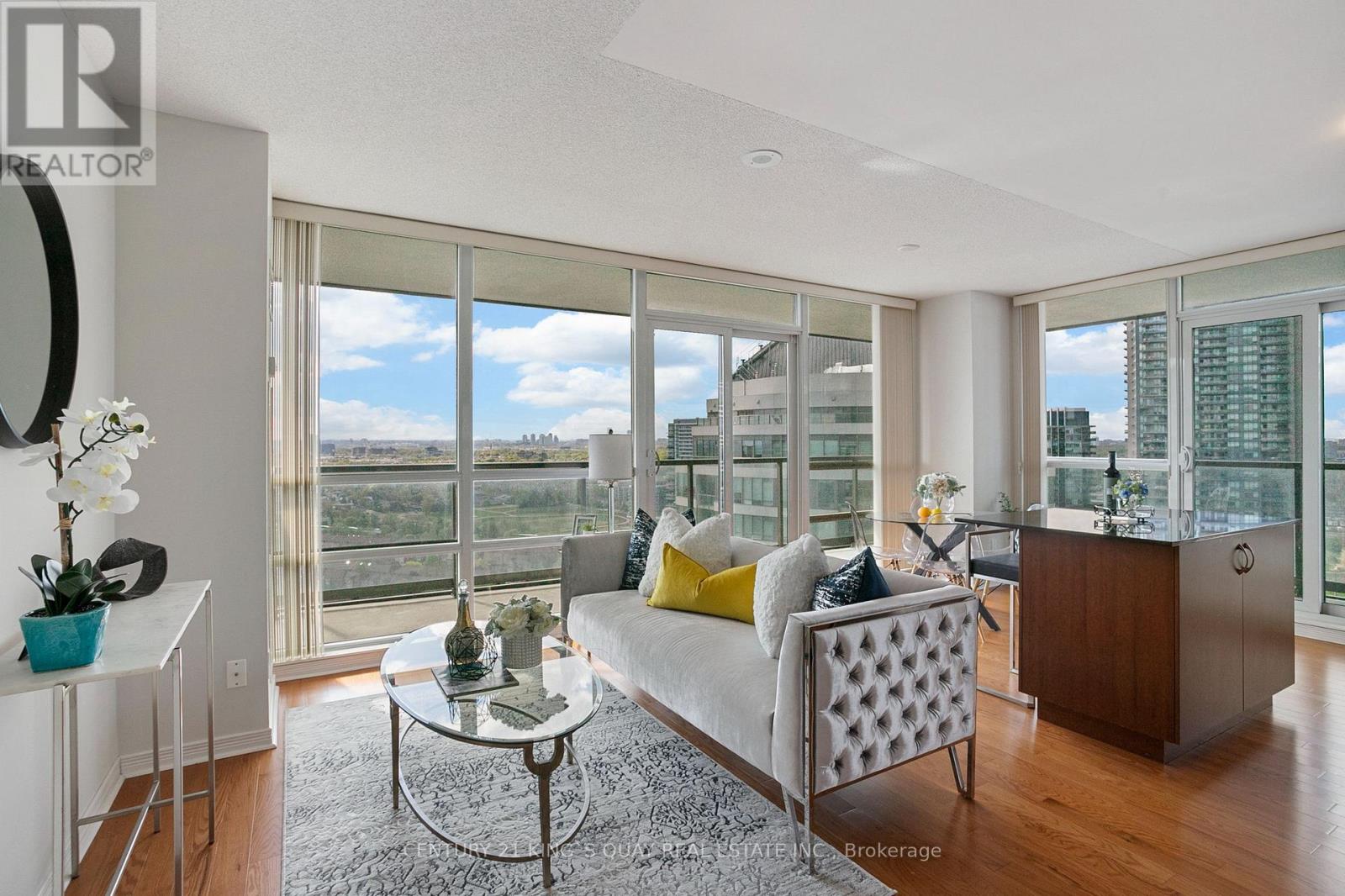 2904 - 2240 Lake Shore Boulevard W, Toronto, Ontario  M8V 0A9 - Photo 4 - W12203707
