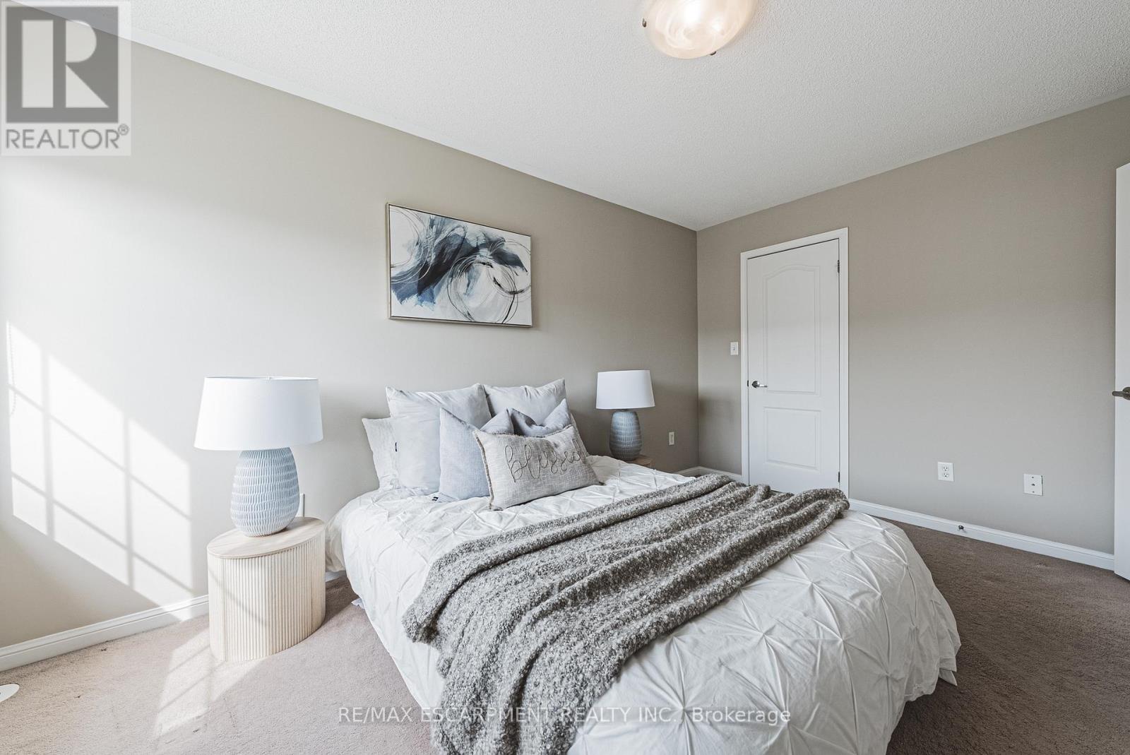 1180 Barnard Drive, Milton, Ontario  L9T 6R4 - Photo 24 - W12203719