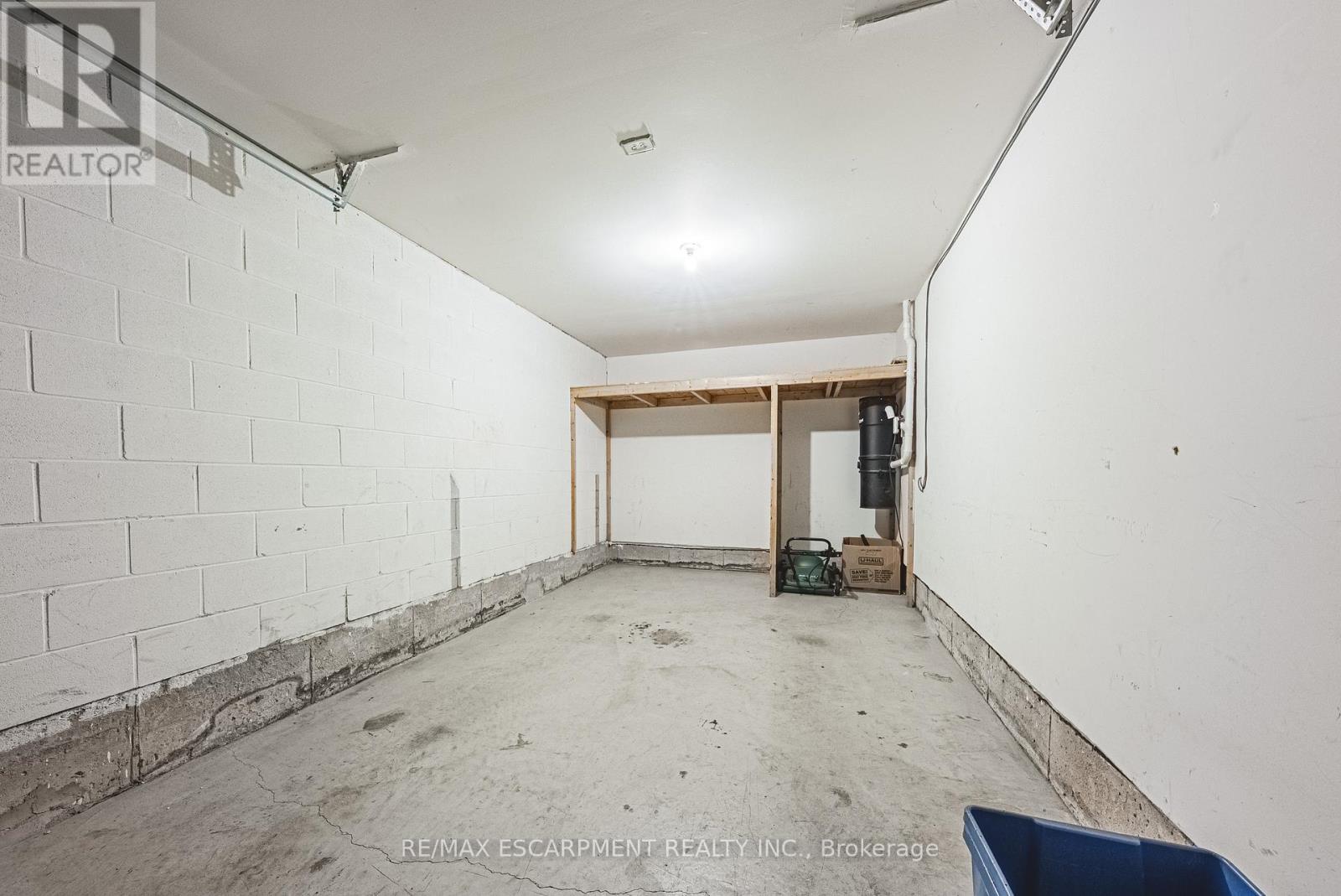 1180 Barnard Drive, Milton, Ontario  L9T 6R4 - Photo 28 - W12203719