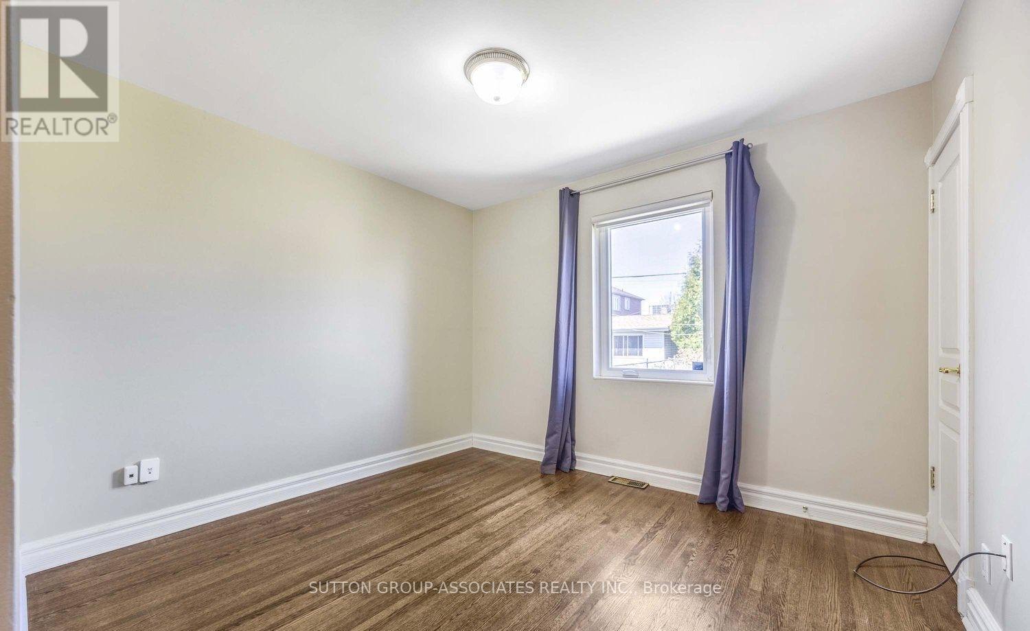 384 Hillmount Avenue, Toronto, Ontario  M6B 1Y8 - Photo 10 - W12203722