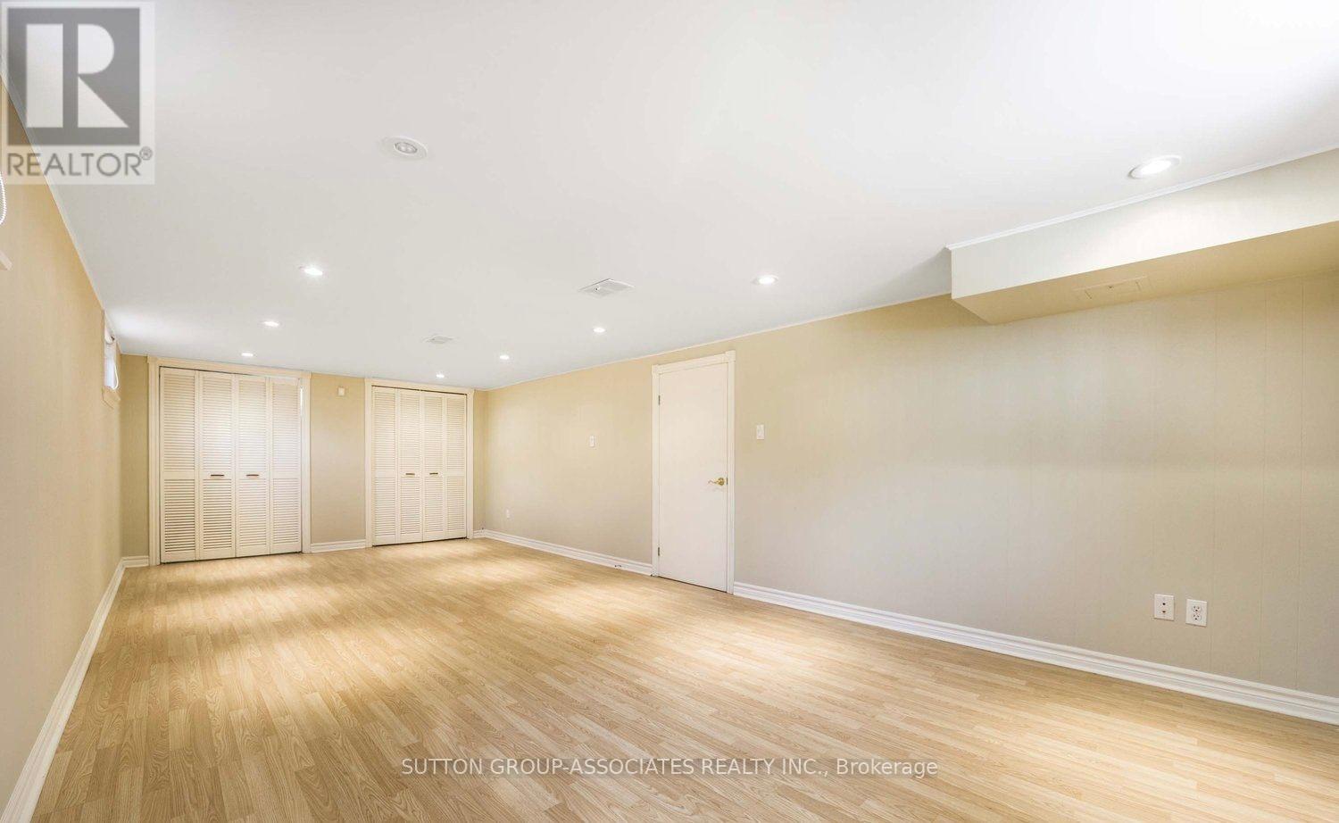 384 Hillmount Avenue, Toronto, Ontario  M6B 1Y8 - Photo 14 - W12203722