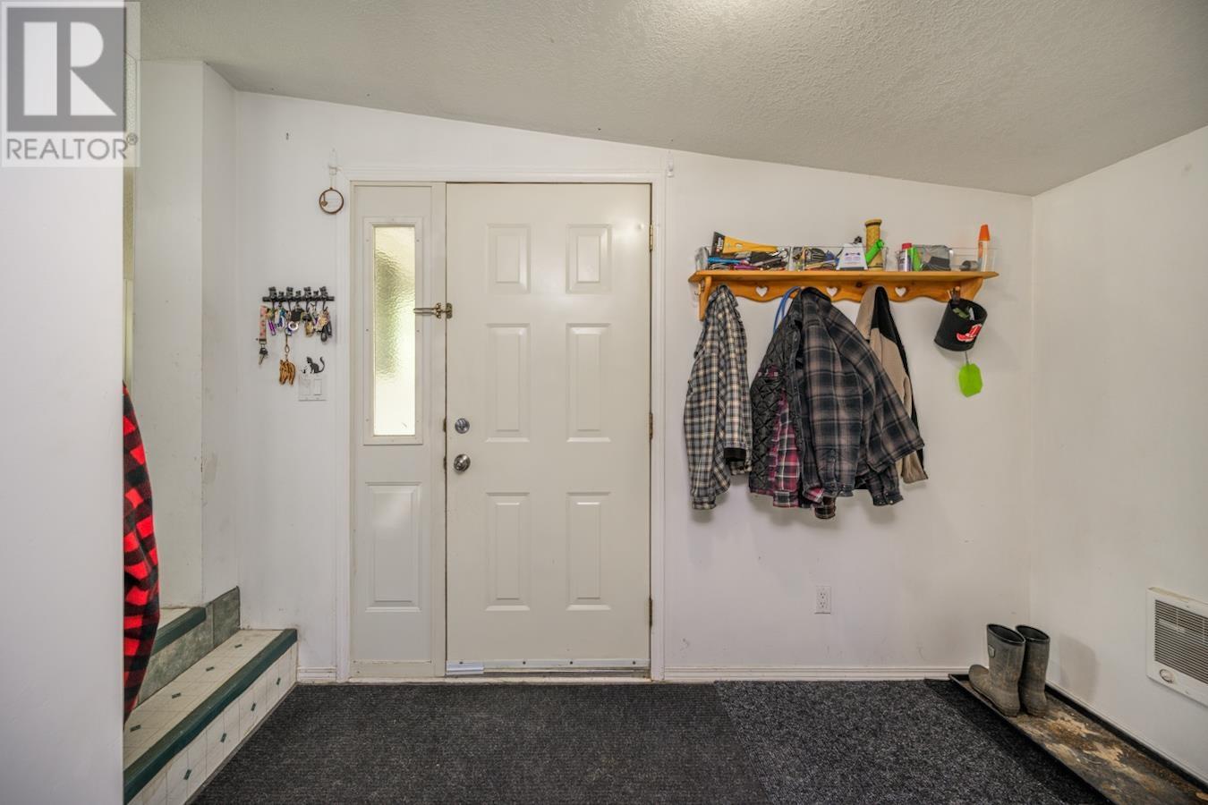 10725 Grassland Road, Prince George, British Columbia  V2K 5E8 - Photo 14 - R3011786