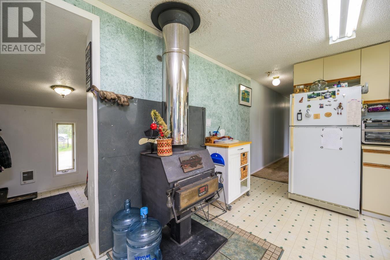 10725 Grassland Road, Prince George, British Columbia  V2K 5E8 - Photo 6 - R3011786