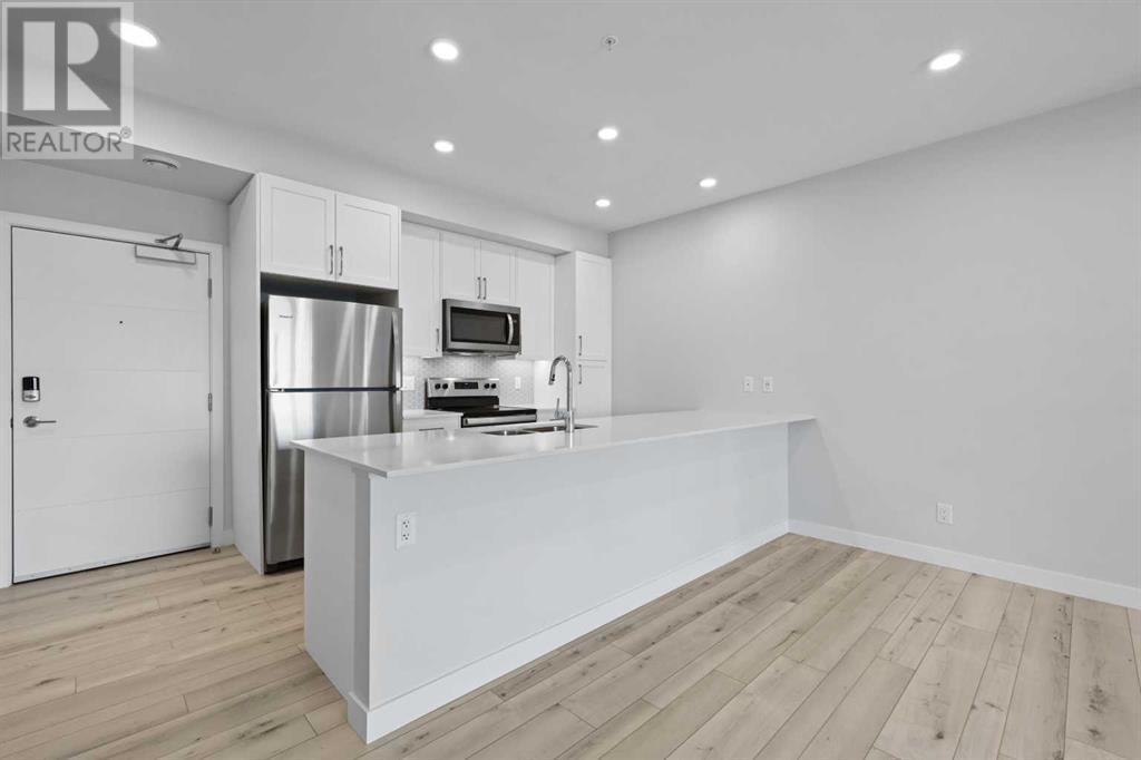 Property at 310, 255 Les Jardins Park SE image 4