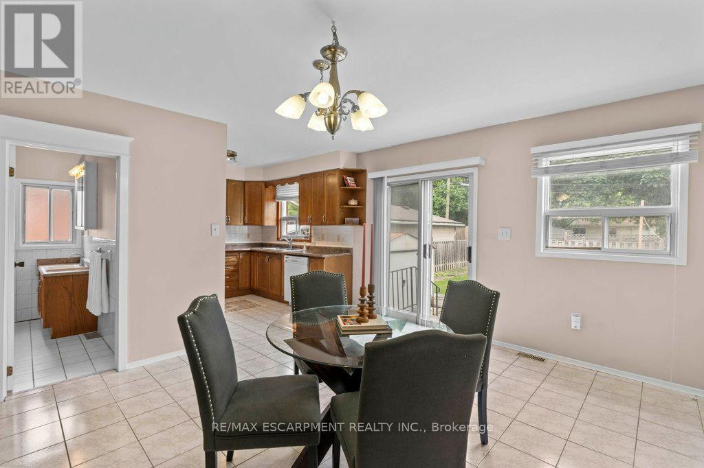 276 Balmoral Avenue N, Hamilton, Ontario  L8L 7S3 - Photo 16 - X12203645