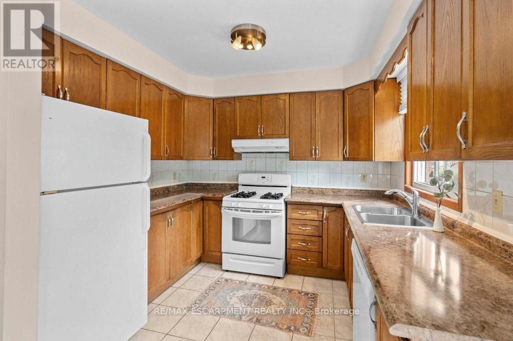 276 Balmoral Avenue N, Hamilton, Ontario  L8L 7S3 - Photo 19 - X12203645