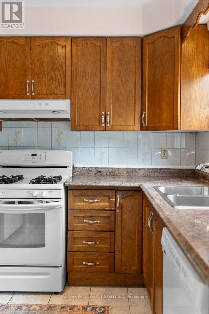 276 Balmoral Avenue N, Hamilton, Ontario  L8L 7S3 - Photo 32 - X12203645