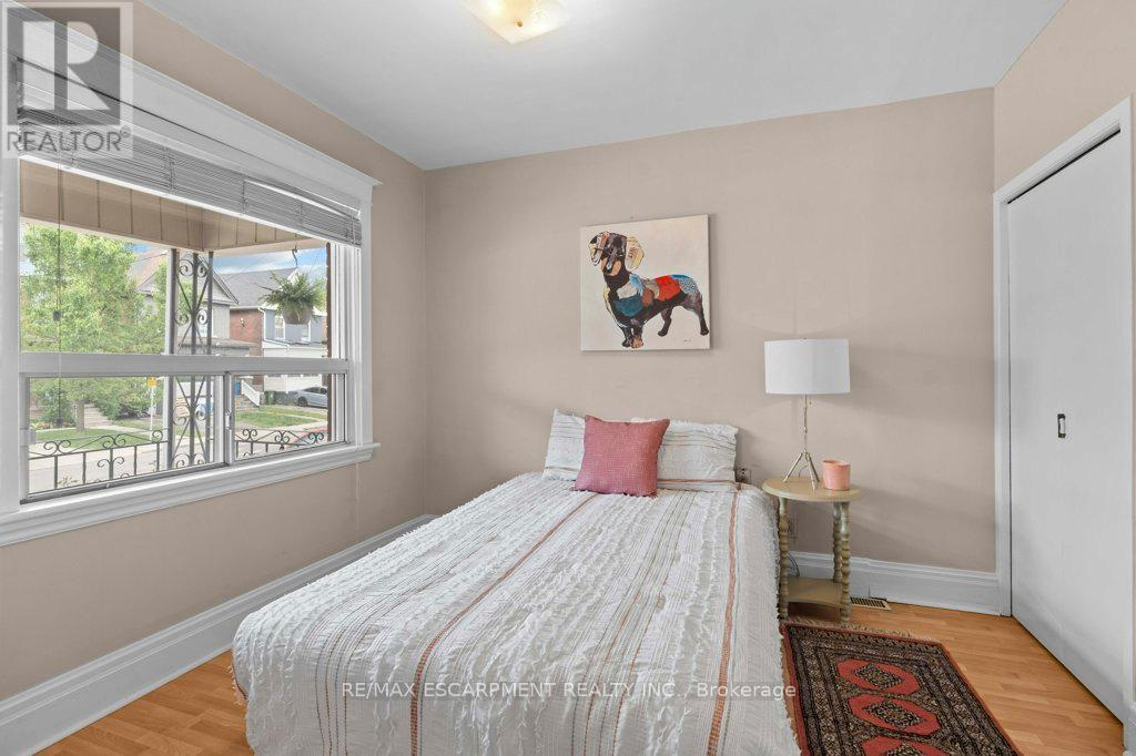 276 Balmoral Avenue N, Hamilton, Ontario  L8L 7S3 - Photo 9 - X12203645