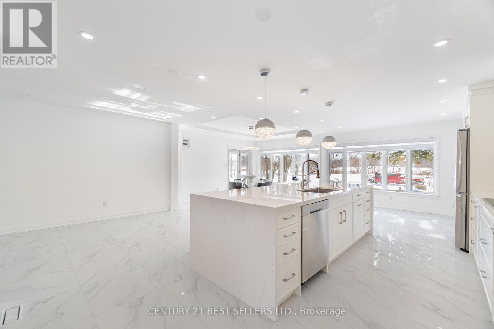 3446 Governors Road, Hamilton, Ontario  L0R 1T0 - Photo 16 - X12203703