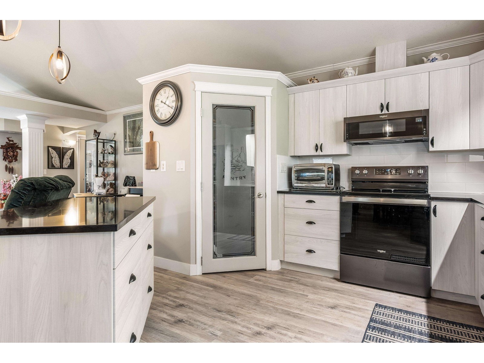 46481 Ranchero Drive, Sardis East Vedder, Chilliwack, British Columbia  V4Z 1K3 - Photo 12 - R3012452