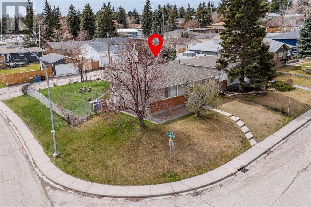 Property at 603 101 Avenue SW image 1
