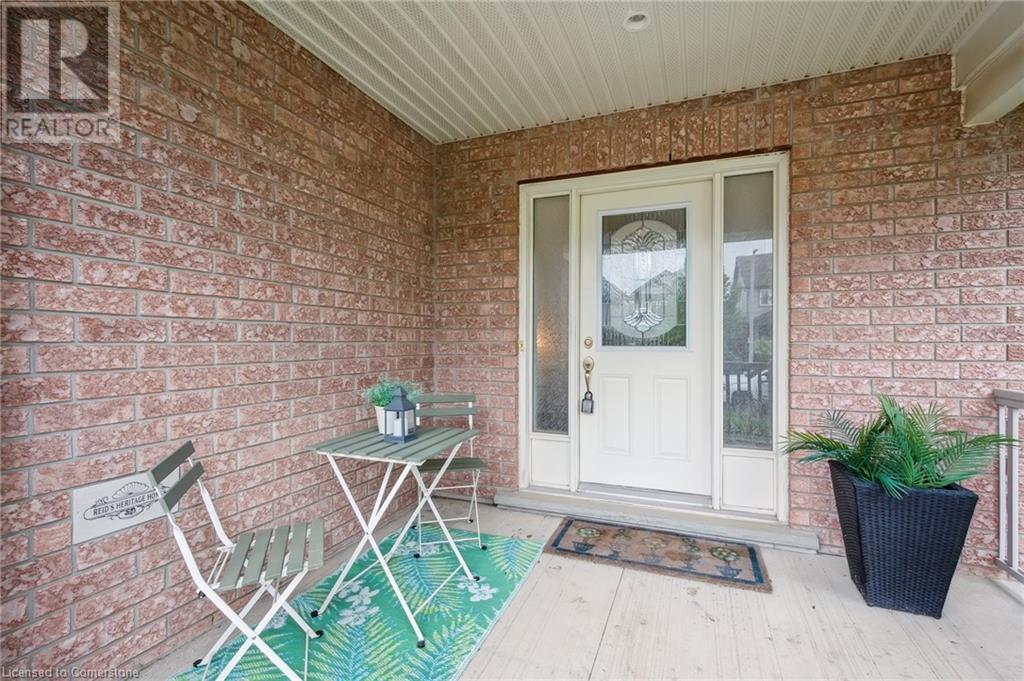 Property at 19 PEARSON Street image 2