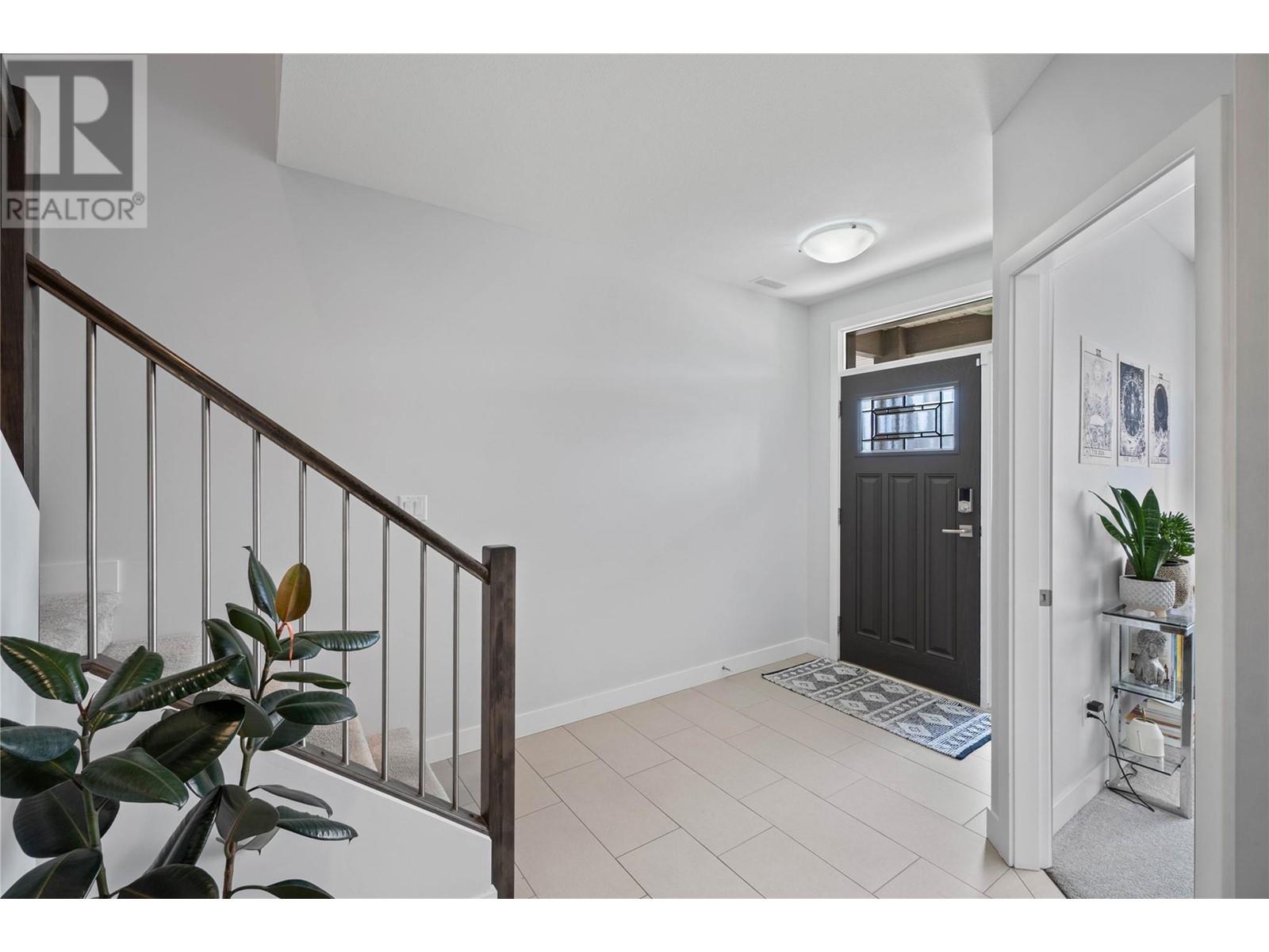Property at 2065 SADDLEBACK Drive image 5