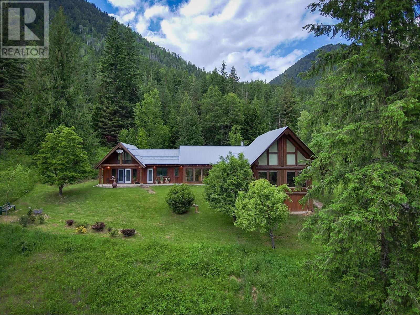 16749 Crawford Creek Road, Crawford Bay, British Columbia  V0B 1E0 - Photo 45 - 10351049