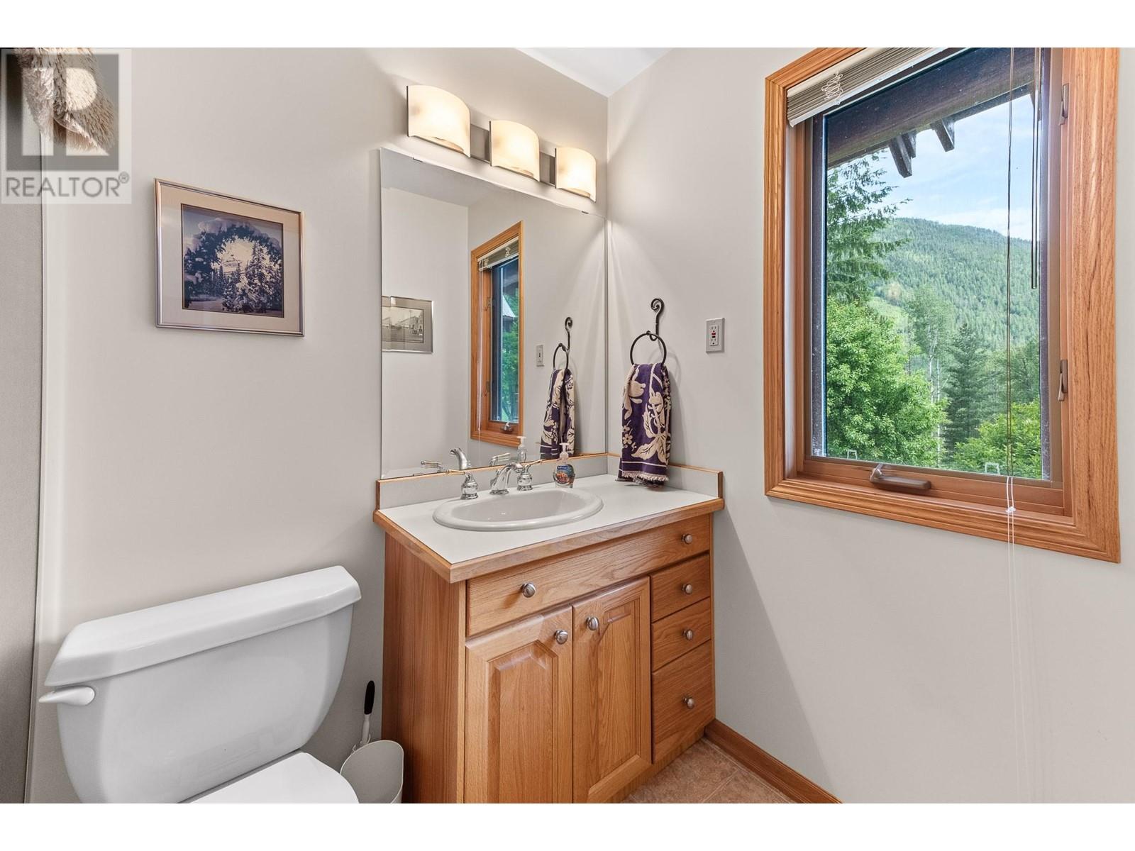16749 Crawford Creek Road, Crawford Bay, British Columbia  V0B 1E0 - Photo 40 - 10351049