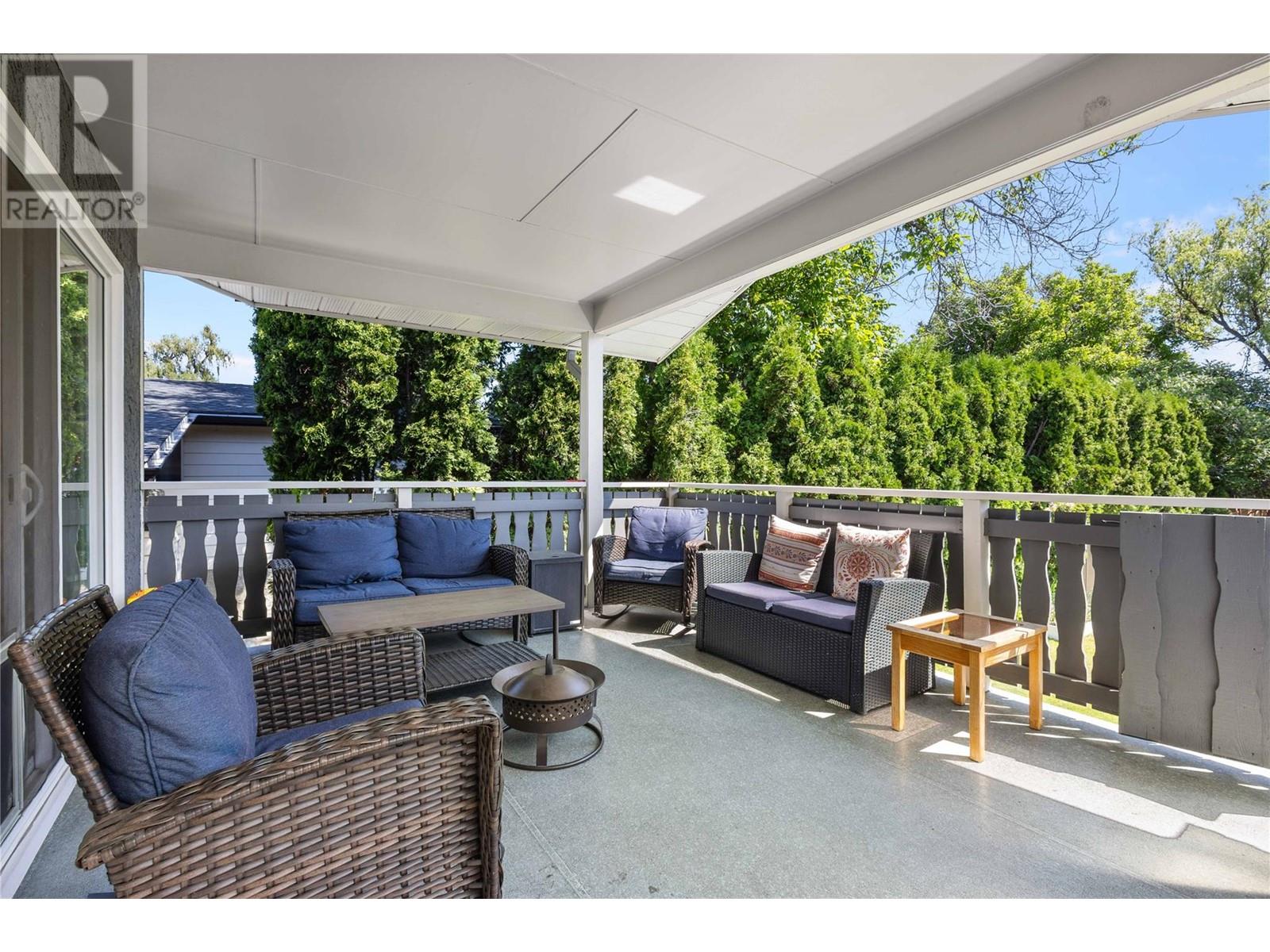 2141 Kaslo Court, Kelowna, British Columbia  V1Y 8B9 - Photo 12 - 10351102