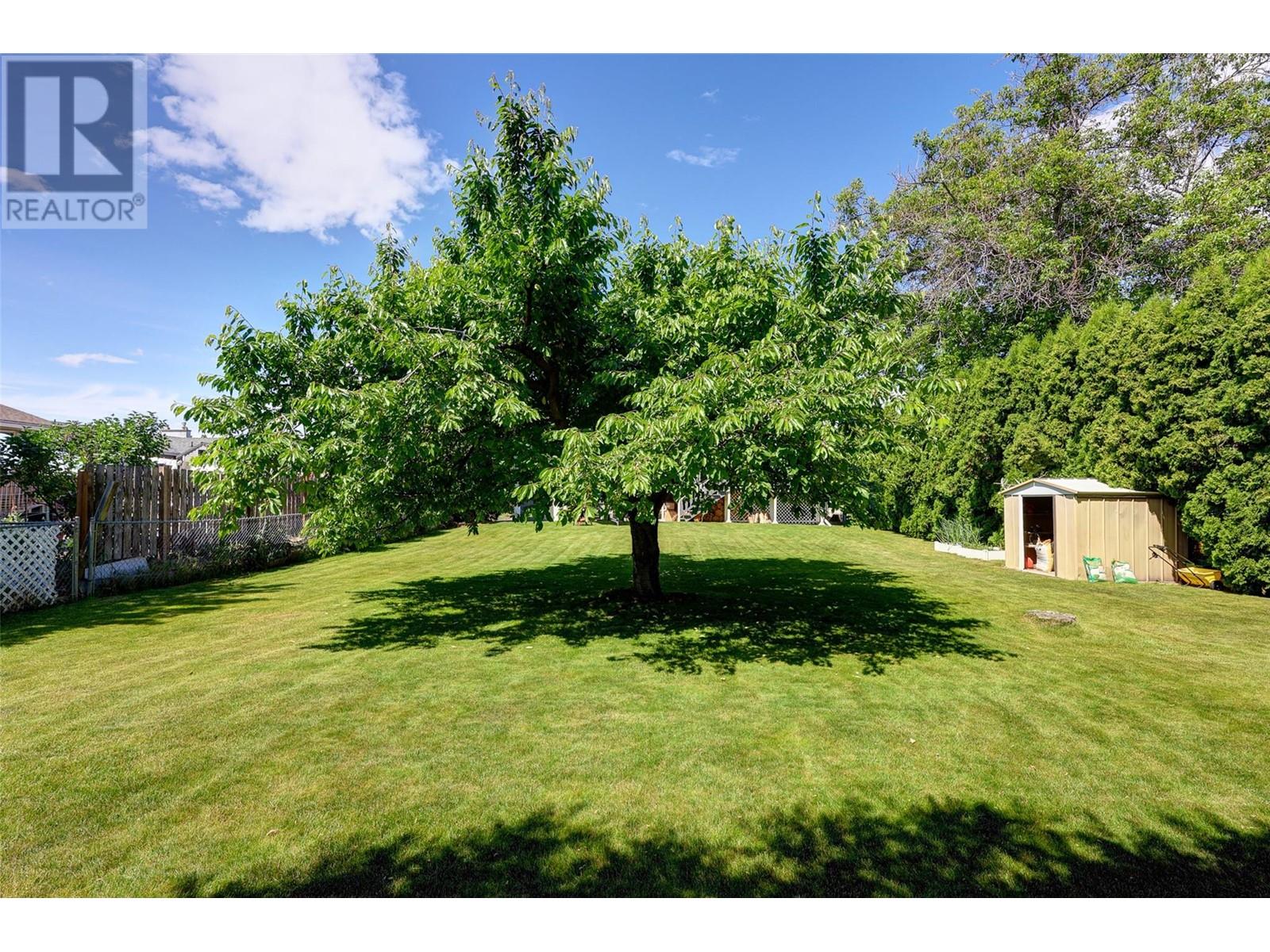 2141 Kaslo Court, Kelowna, British Columbia  V1Y 8B9 - Photo 59 - 10351102