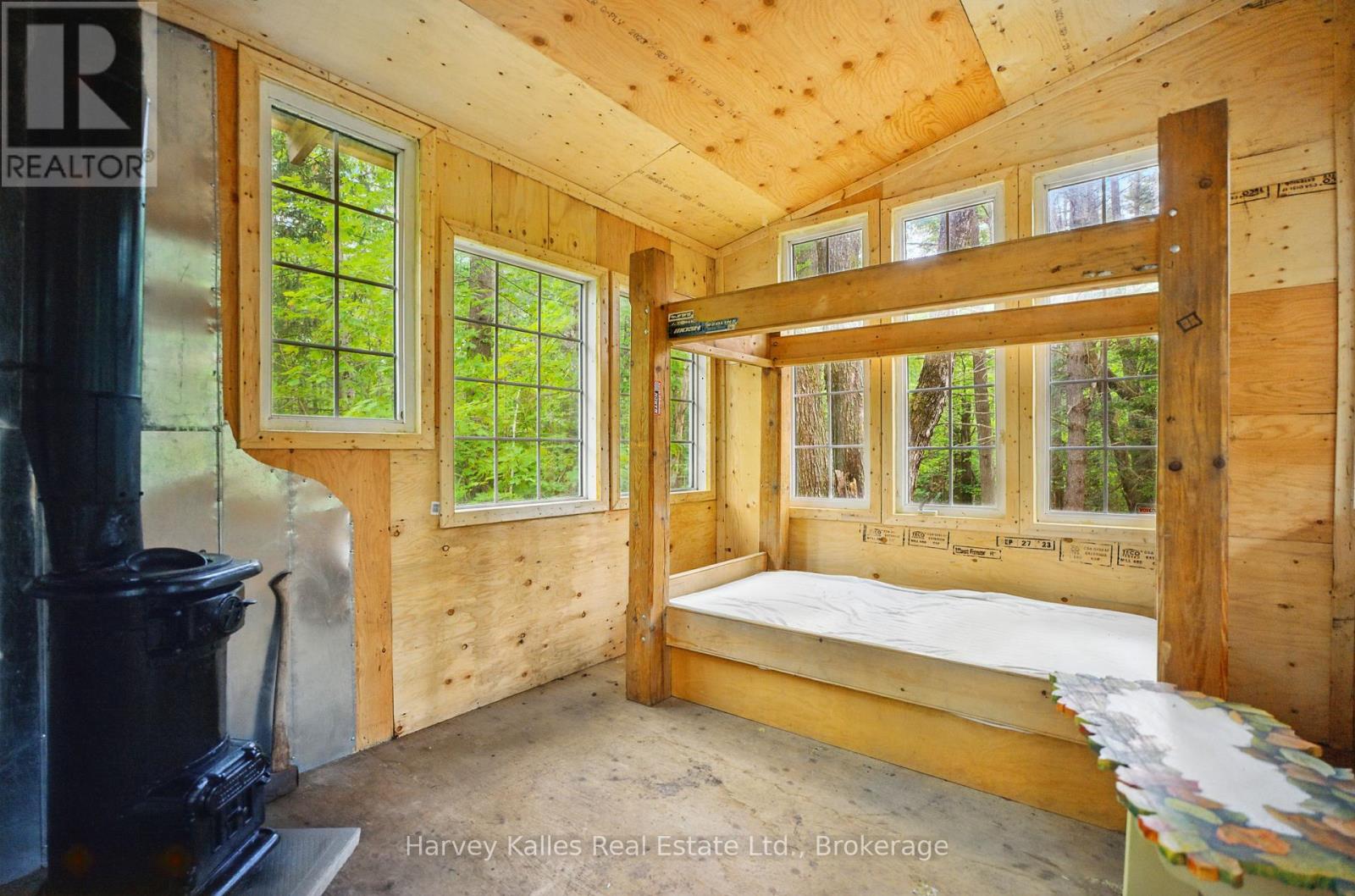 1165 Peterson Road, Bracebridge, Ontario  P1L 1X1 - Photo 25 - X12203764