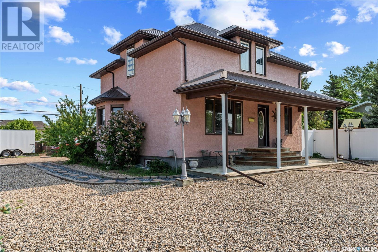 205 5th Avenue E, Gravelbourg, Saskatchewan  S0H 1X0 - Photo 50 - SK008445