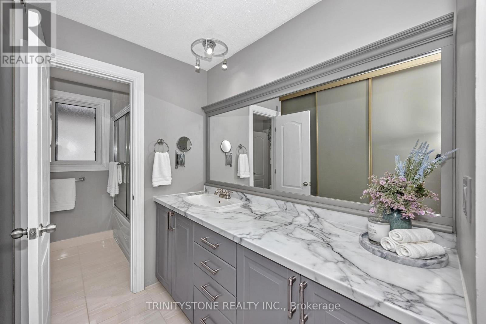 59 Stable Way, Ottawa, Ontario  K2M 1A8 - Photo 24 - X12203801