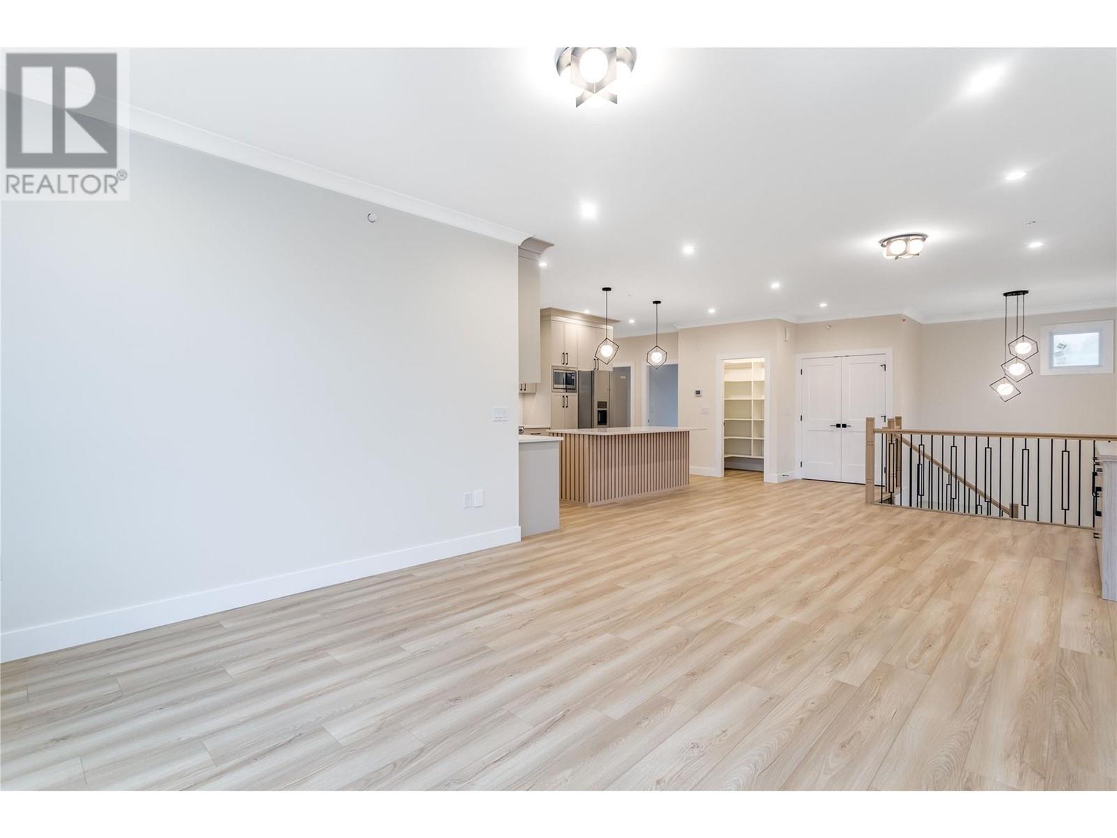 Property at 19950 McCarthy Road Unit# 23 image 4