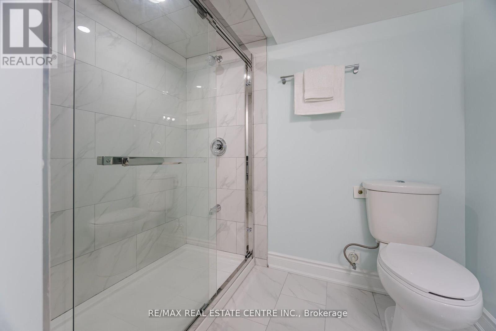 48 Enford Crescent, Brampton, Ontario  L7A 4C7 - Photo 46 - W12203465