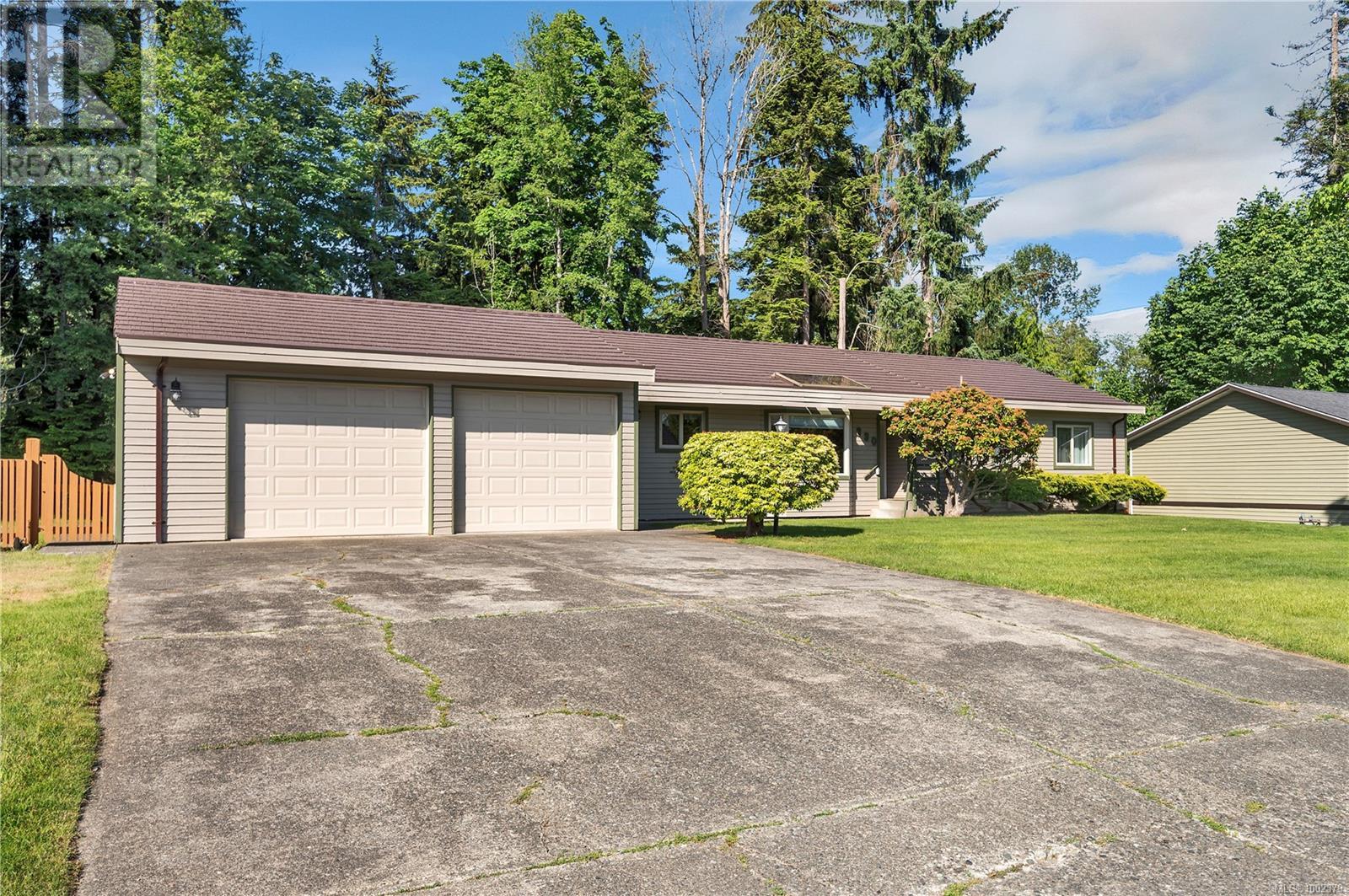 Property at 330 Cottonwood Dr image 5