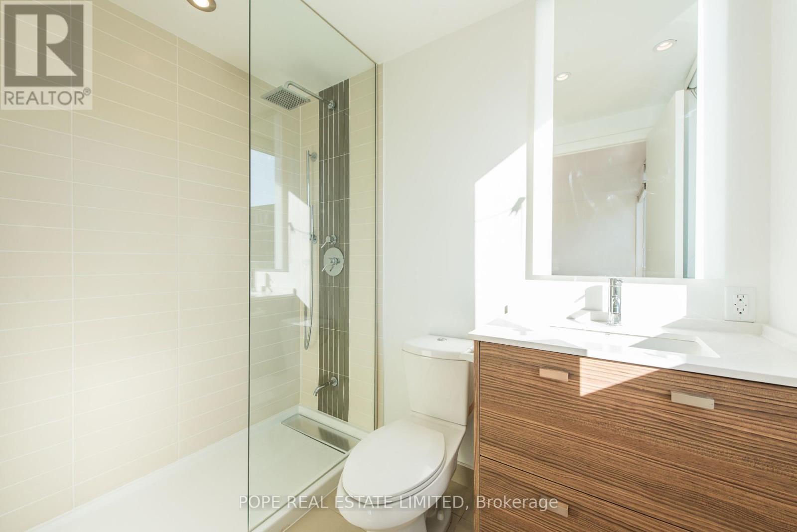 208 - 835 St Clair Avenue W, Toronto, Ontario  M6C 0A8 - Photo 18 - C12203780
