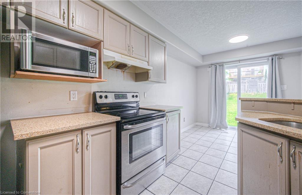 359 Hidden Creek Drive, Kitchener, Ontario  N2N 3N3 - Photo 17 - 40737800