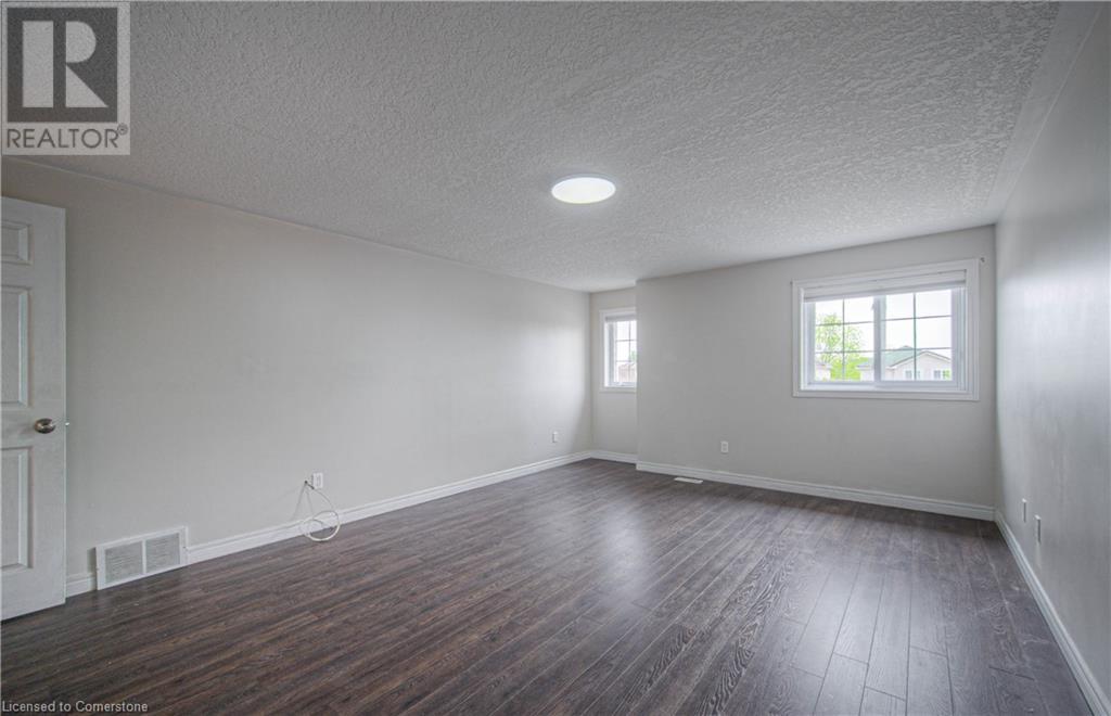 359 Hidden Creek Drive, Kitchener, Ontario  N2N 3N3 - Photo 24 - 40737800