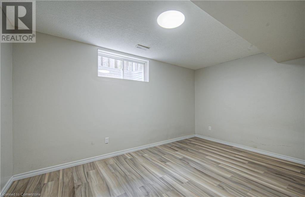 359 Hidden Creek Drive, Kitchener, Ontario  N2N 3N3 - Photo 31 - 40737800