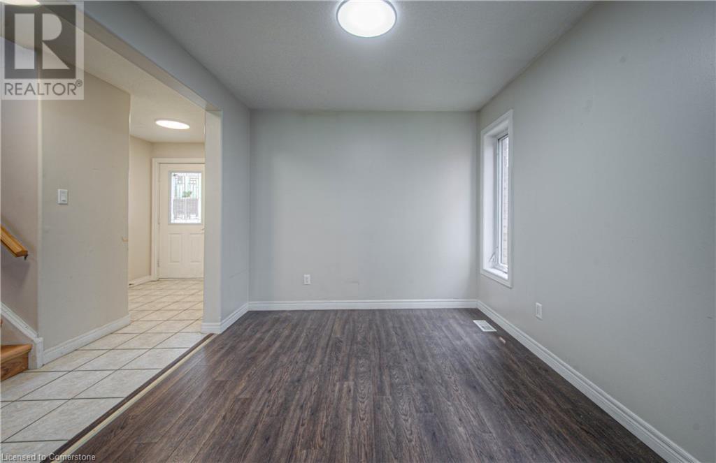 359 Hidden Creek Drive, Kitchener, Ontario  N2N 3N3 - Photo 9 - 40737800
