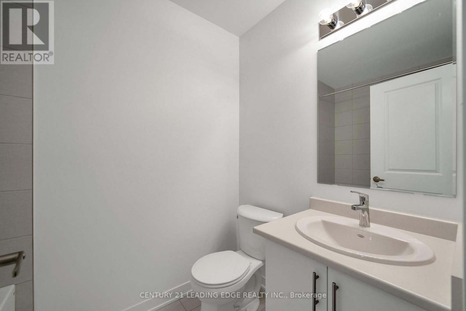 19 Calloway Way, Whitby, Ontario  L1N 0N9 - Photo 14 - E12203756