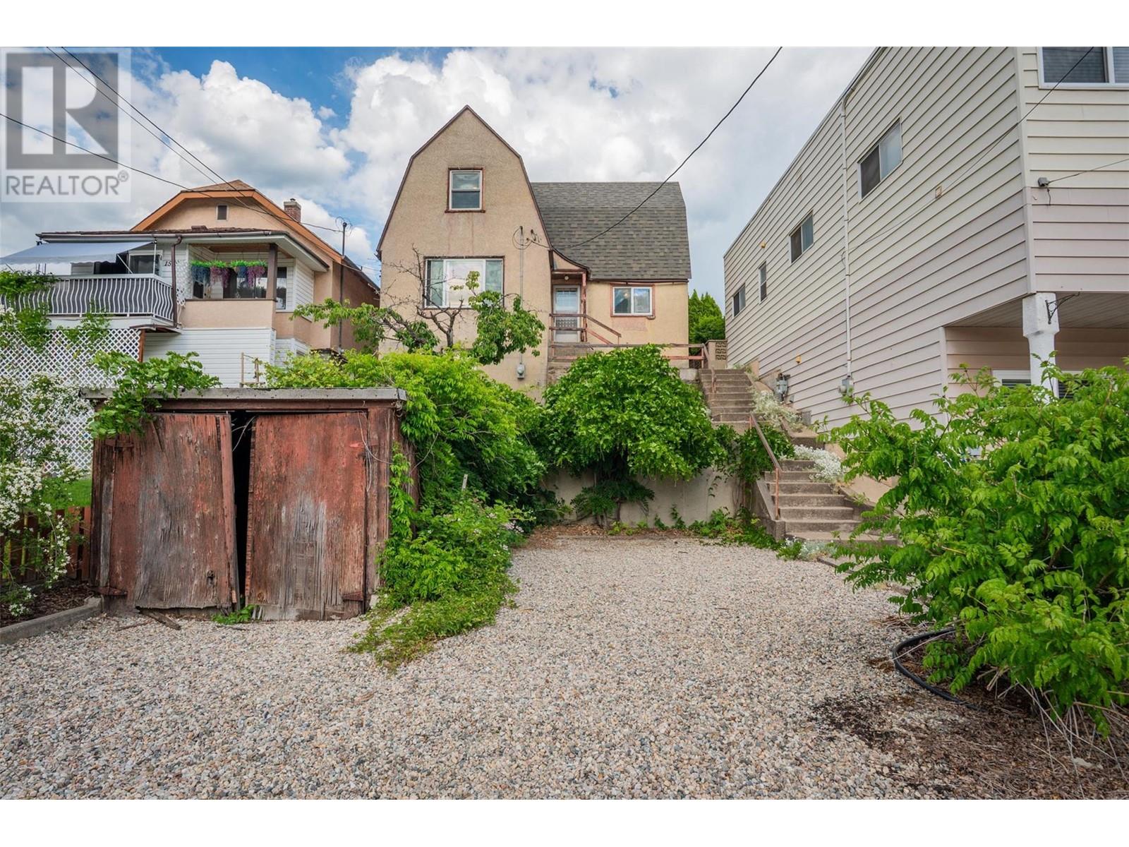 Property at 1569 Columbia Avenue image 1