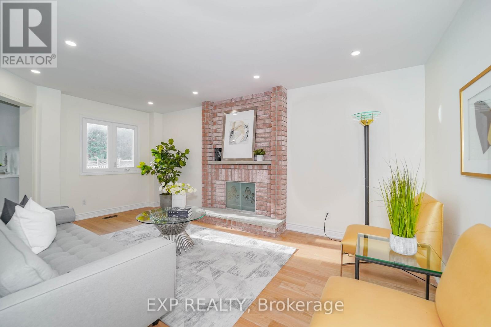 28 Samantha Circle, Richmond Hill, Ontario  L4B 2R7 - Photo 18 - N12203750