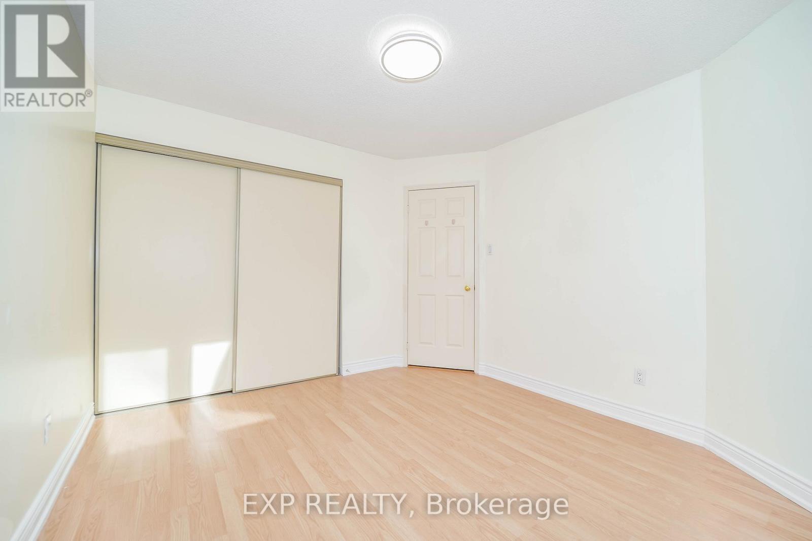 28 Samantha Circle, Richmond Hill, Ontario  L4B 2R7 - Photo 32 - N12203750