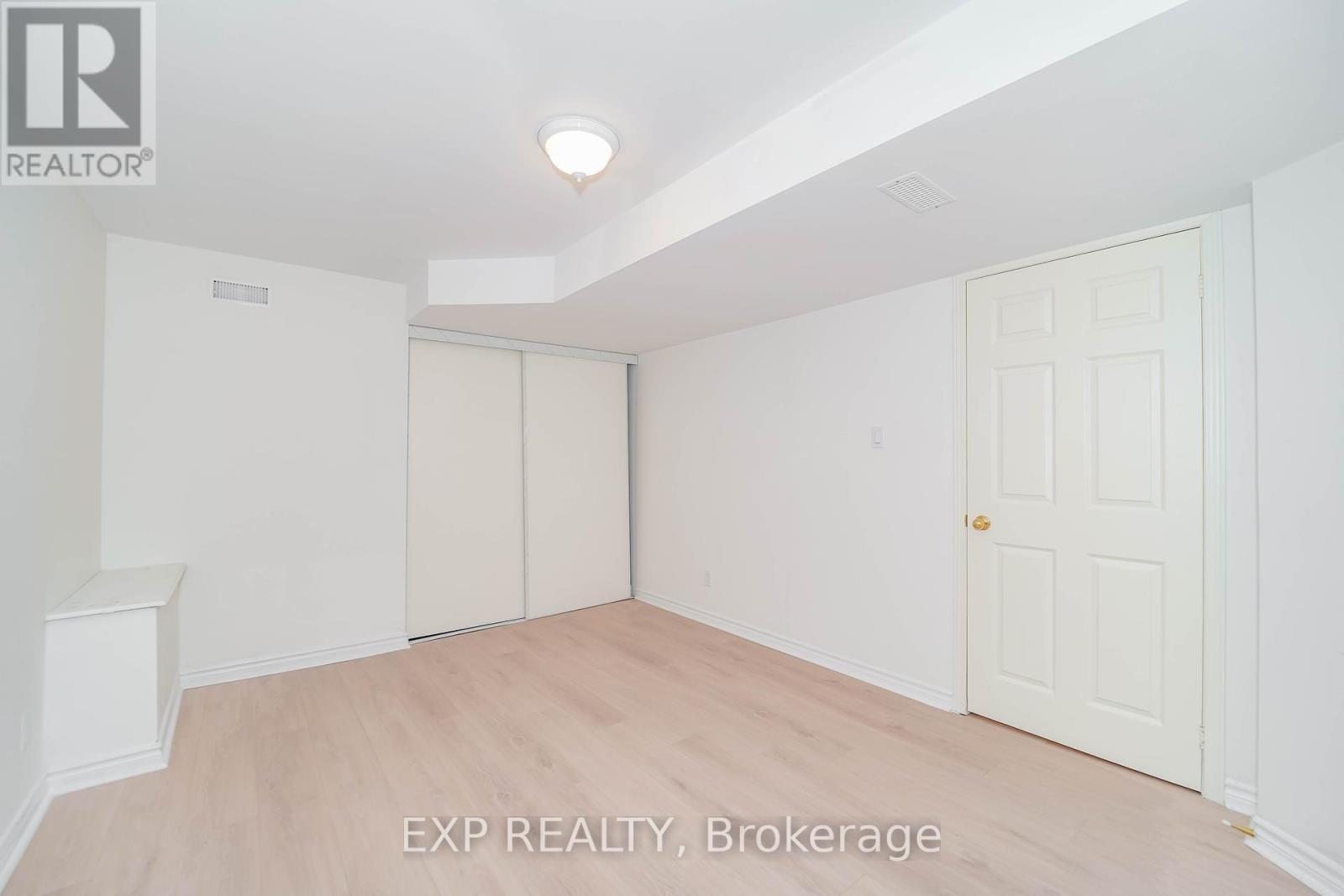 28 Samantha Circle, Richmond Hill, Ontario  L4B 2R7 - Photo 46 - N12203750