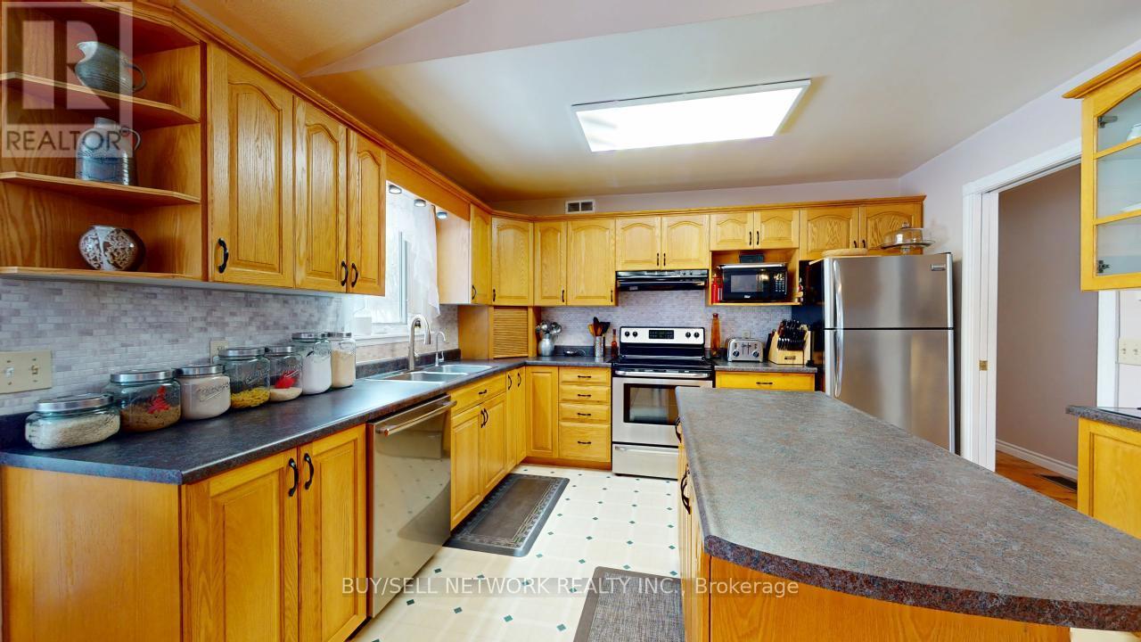 1310 Centre Line, Asphodel-Norwood, Ontario  K0L 2V0 - Photo 30 - X12203854