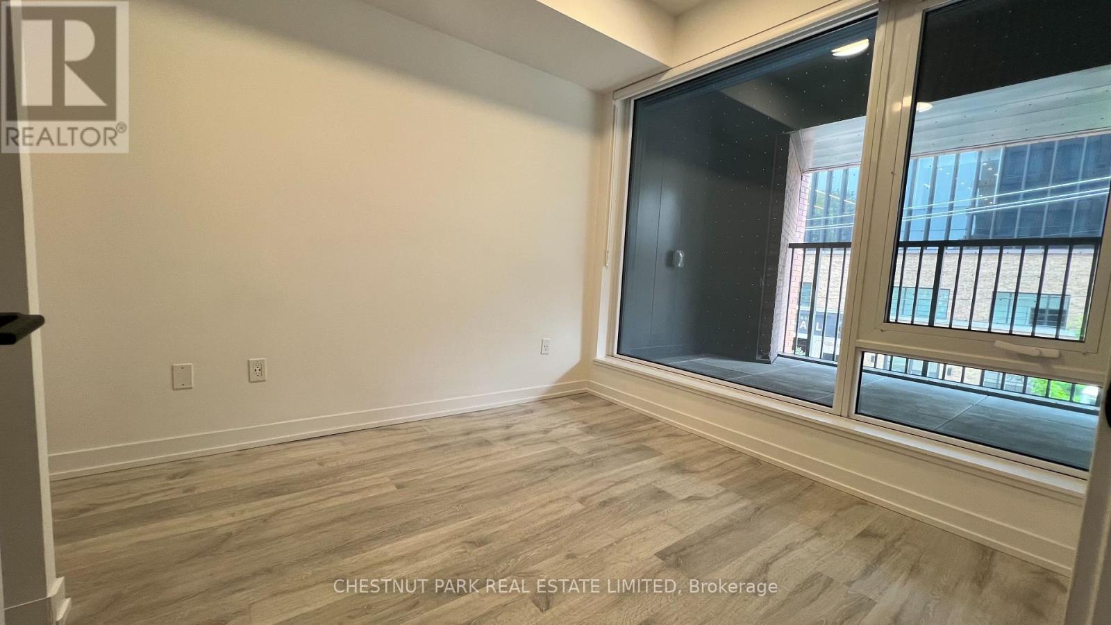 204 - 2 Augusta Avenue, Toronto, Ontario  M5V 0T3 - Photo 10 - C12195384