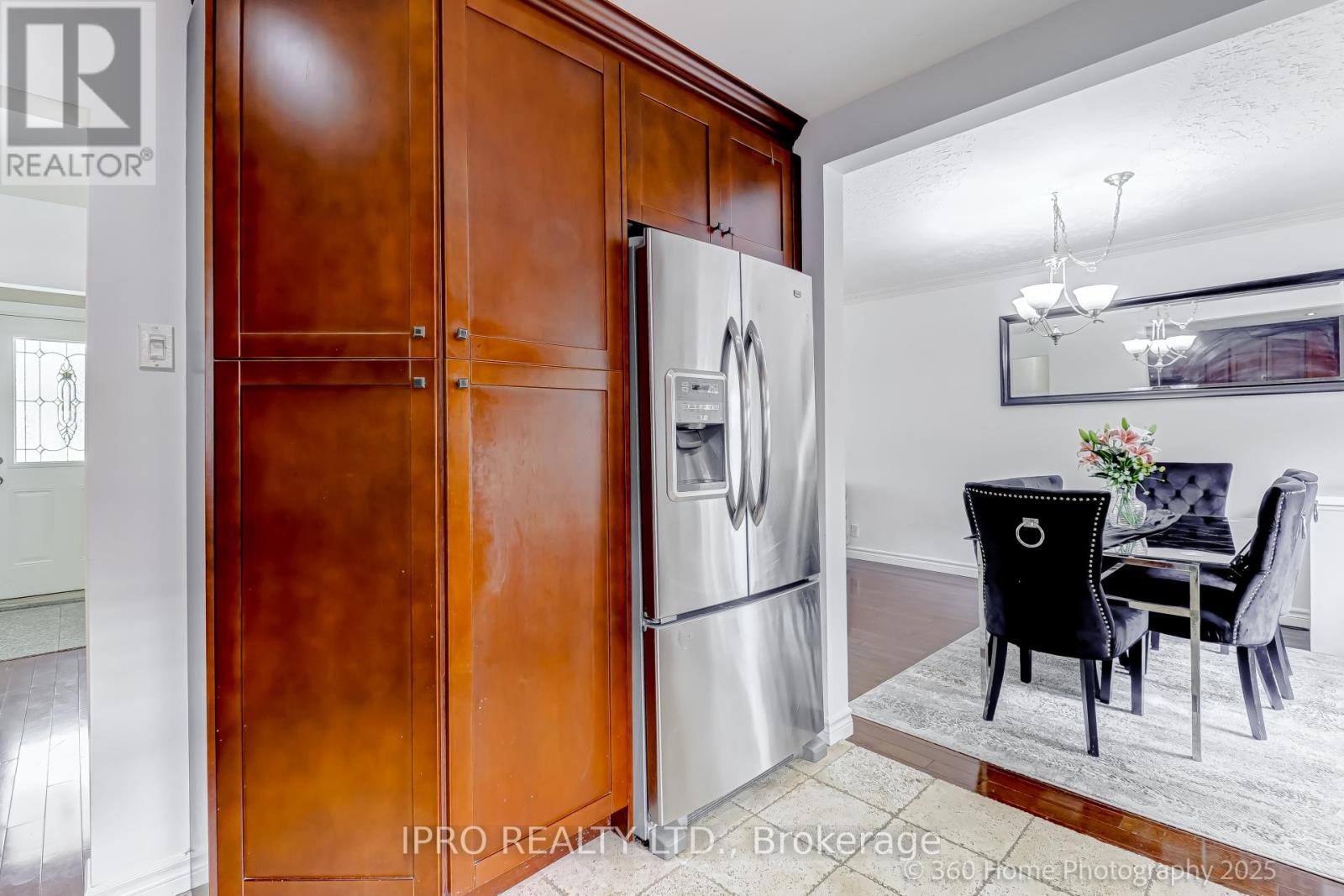 40 Carsbrooke Road, Toronto, Ontario  M9C 3C1 - Photo 9 - W12203789